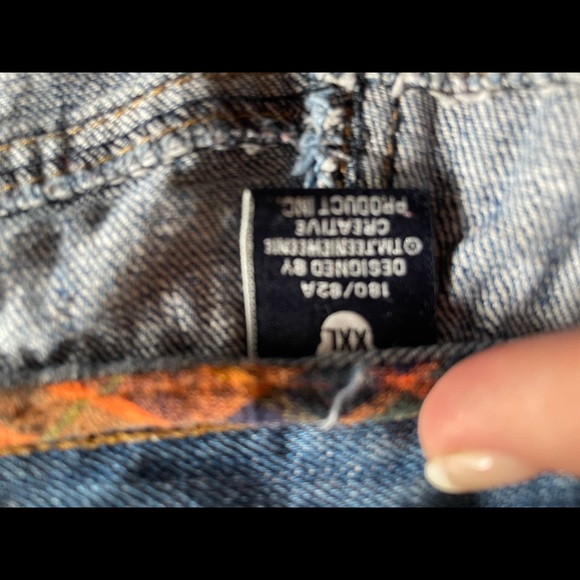 Jeans - Picture 4 of 5